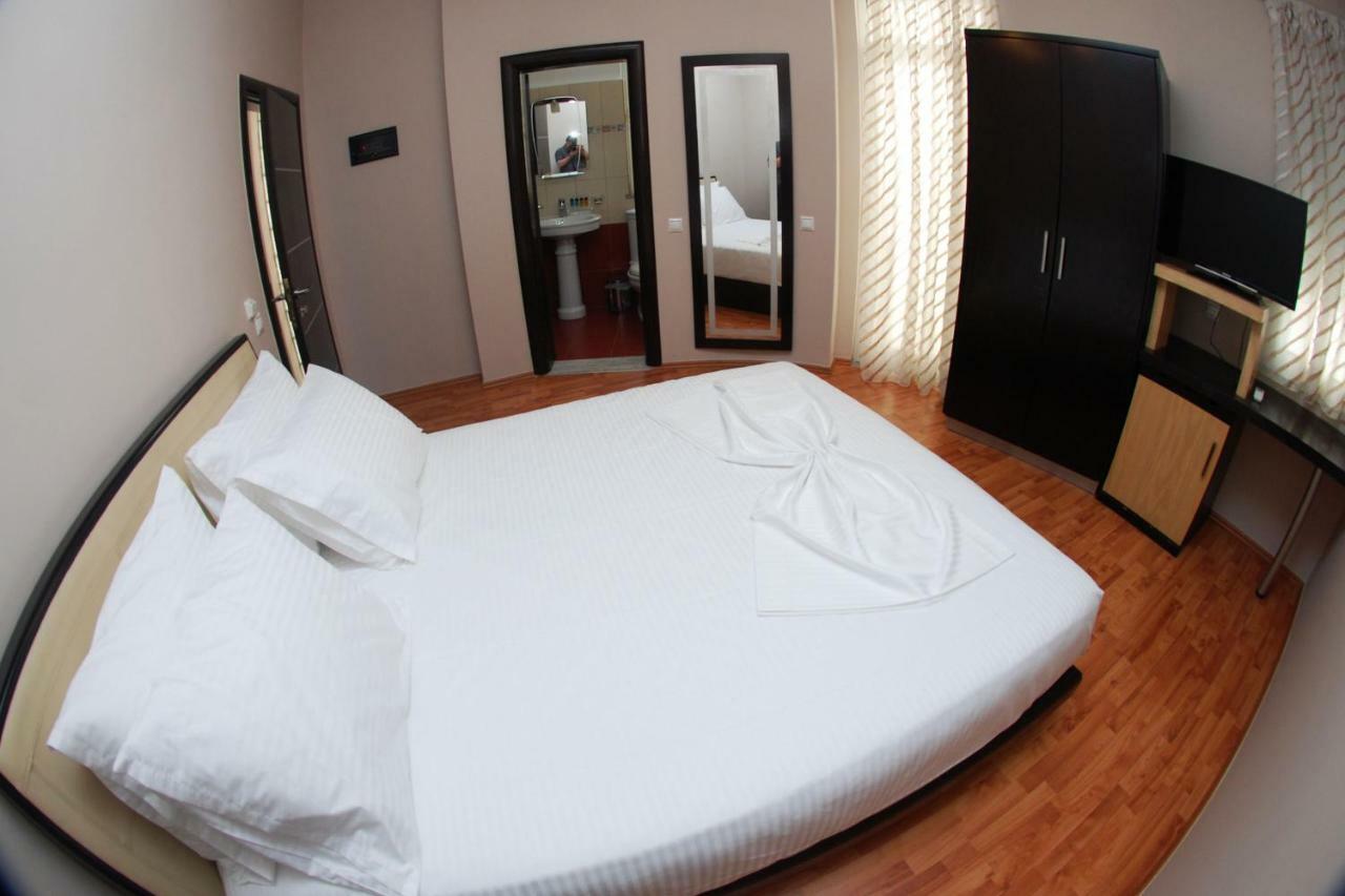 Hotel Ramo Saranda Eksteriør bilde